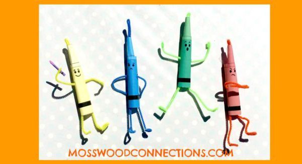Crayon Ornaments That You Can Play With #mosswoodconnections #ornaments #picturebooks #TheDaytheCrayonsuit #crafts #holidays