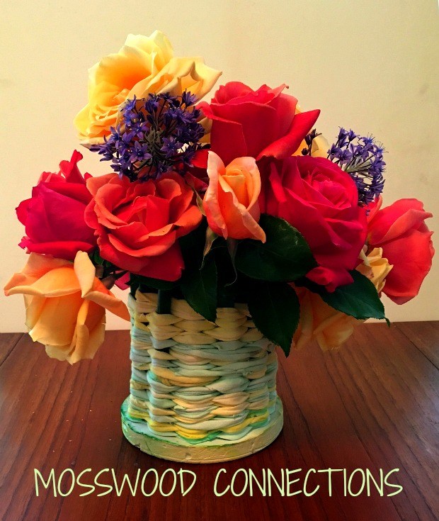 A Tisket a Tasket a Woven Cloth Basket - an upcycled craft project #mosswoodconnections #upcycled #EarthDay #crafts #Mothersday #DIYgifts 