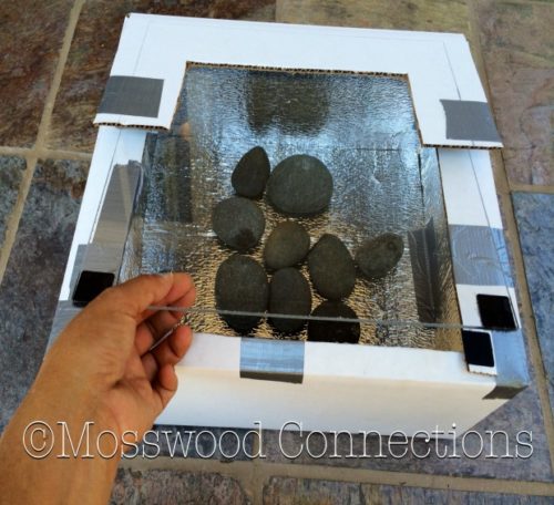 Solar Oven Heating Up Summer Creativity by Constructing a Solar Oven #mosswoodconnections #science #solarscience #education #homeschool